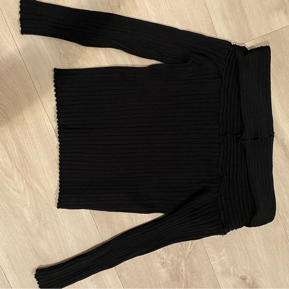 Zahra off the shoulder black ribbed top - Picture 5 of 5